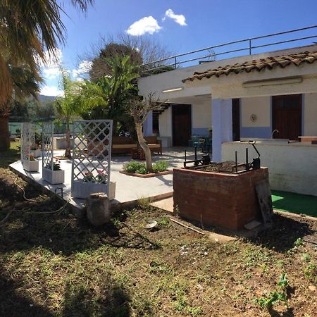 مبيت وإفطار تيراسيني Casa Manzella المظهر الخارجي الصورة