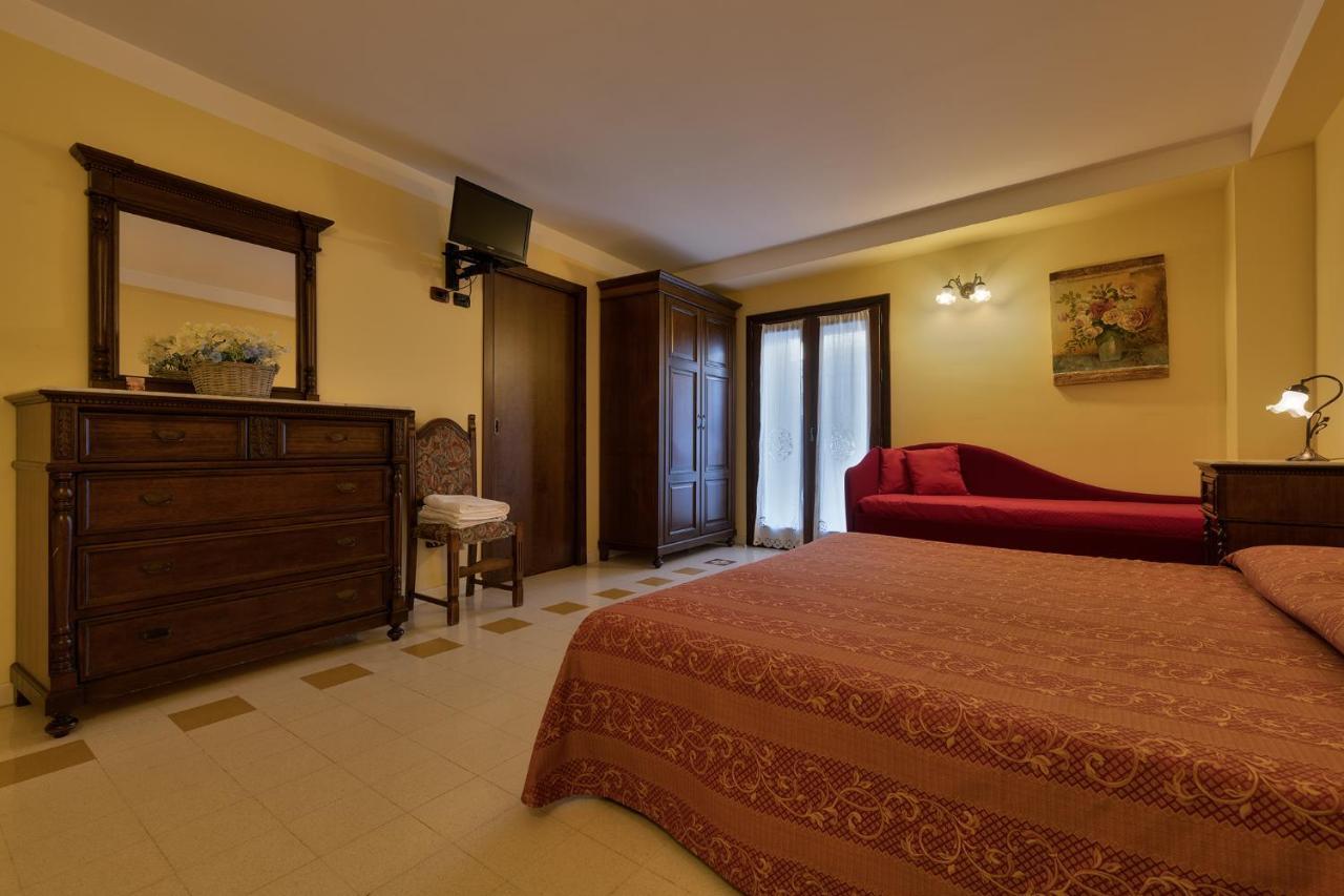 مبيت وإفطار تيراسيني Casa Manzella المظهر الخارجي الصورة