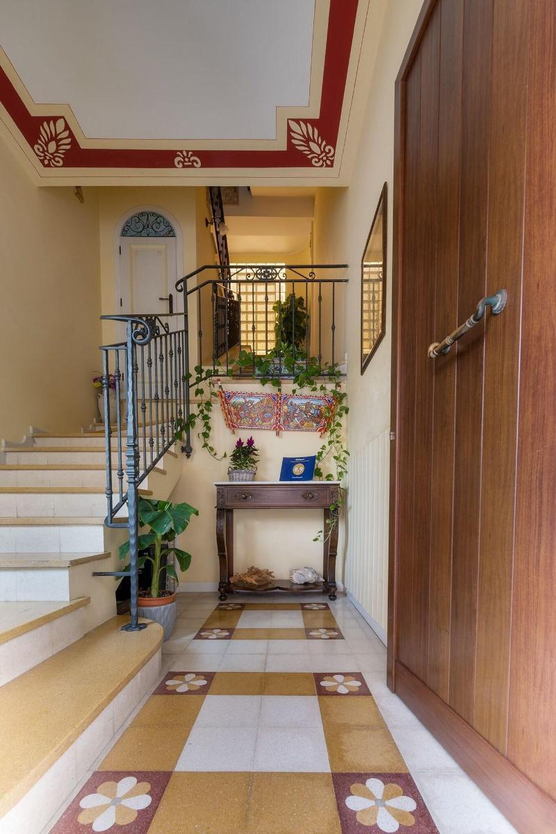 مبيت وإفطار تيراسيني Casa Manzella المظهر الخارجي الصورة